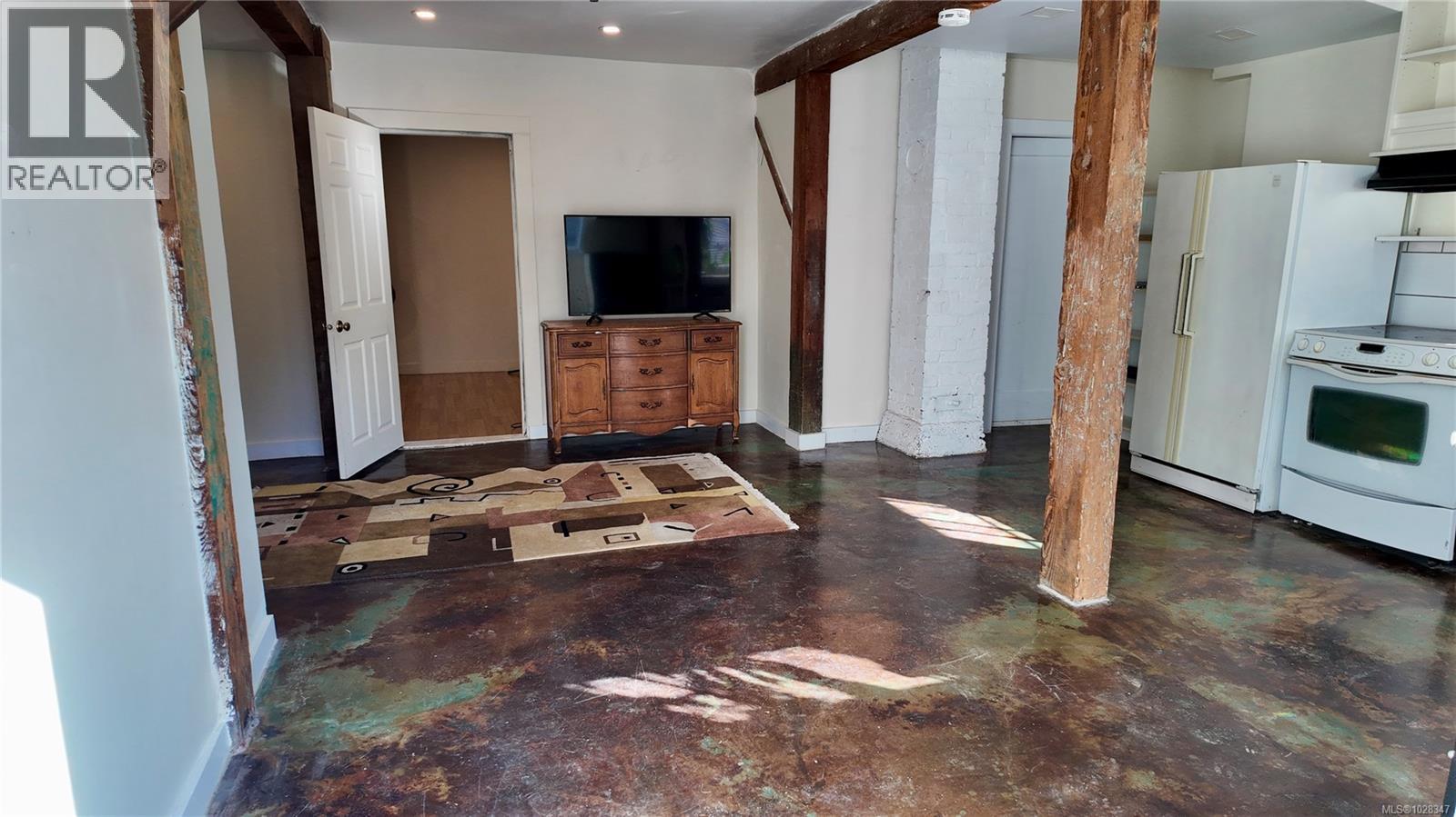 10584 YOUBOU RD - 48