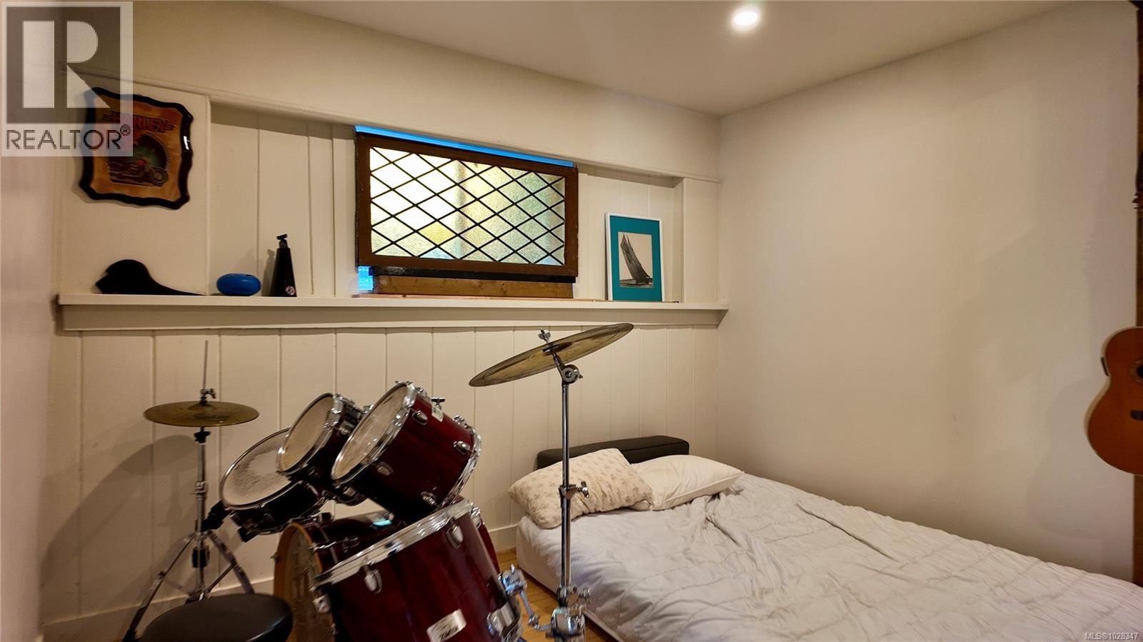 10584 YOUBOU RD - 43