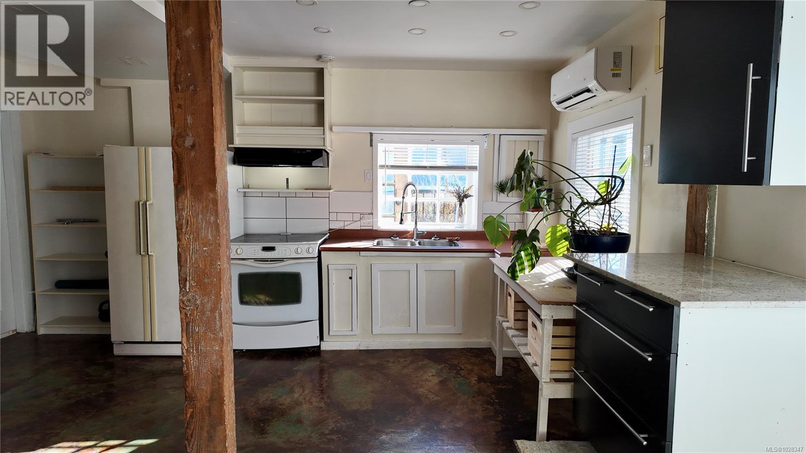 10584 YOUBOU RD - 47