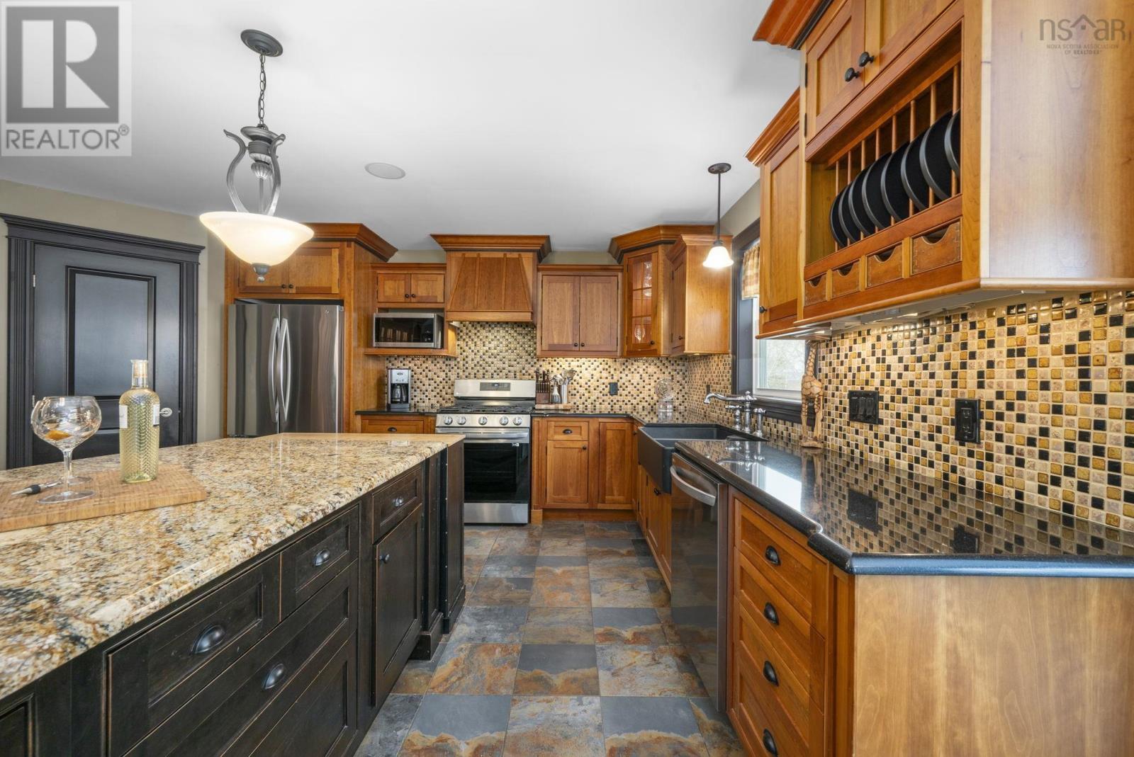 Property 5 of 51 of 38 Dalhousie Avenue