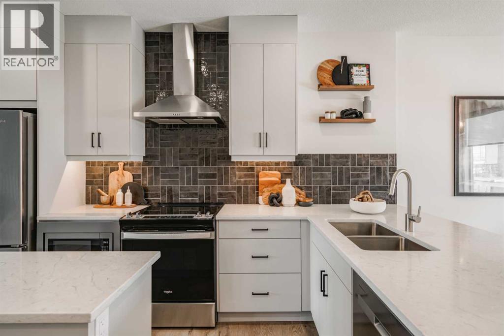 Single Family House for Sale in  Sovereign Common SW Shaganappi Calgary 