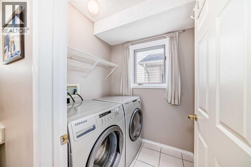 Single Family House for Sale in  Shawnee Road SW Shawnee Slopes Calgary 