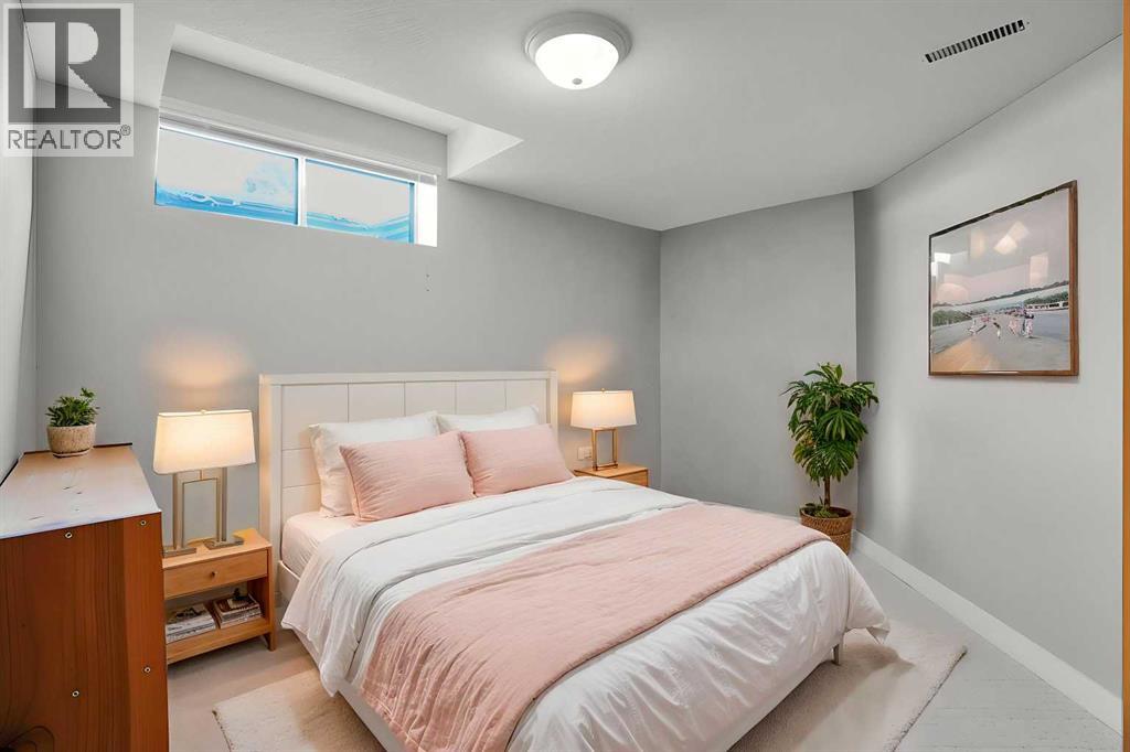 Single Family House for Sale in  Hawkmount Green NW Hawkwood Calgary 