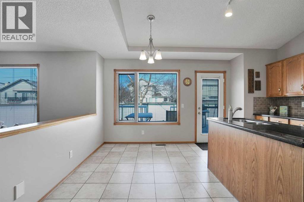 Single Family House for Sale in  Hawkmount Green NW Hawkwood Calgary 