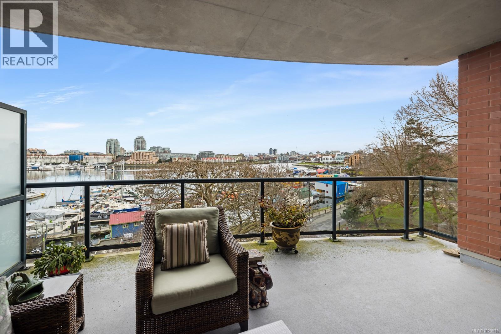 #517 21 DALLAS RD - 16