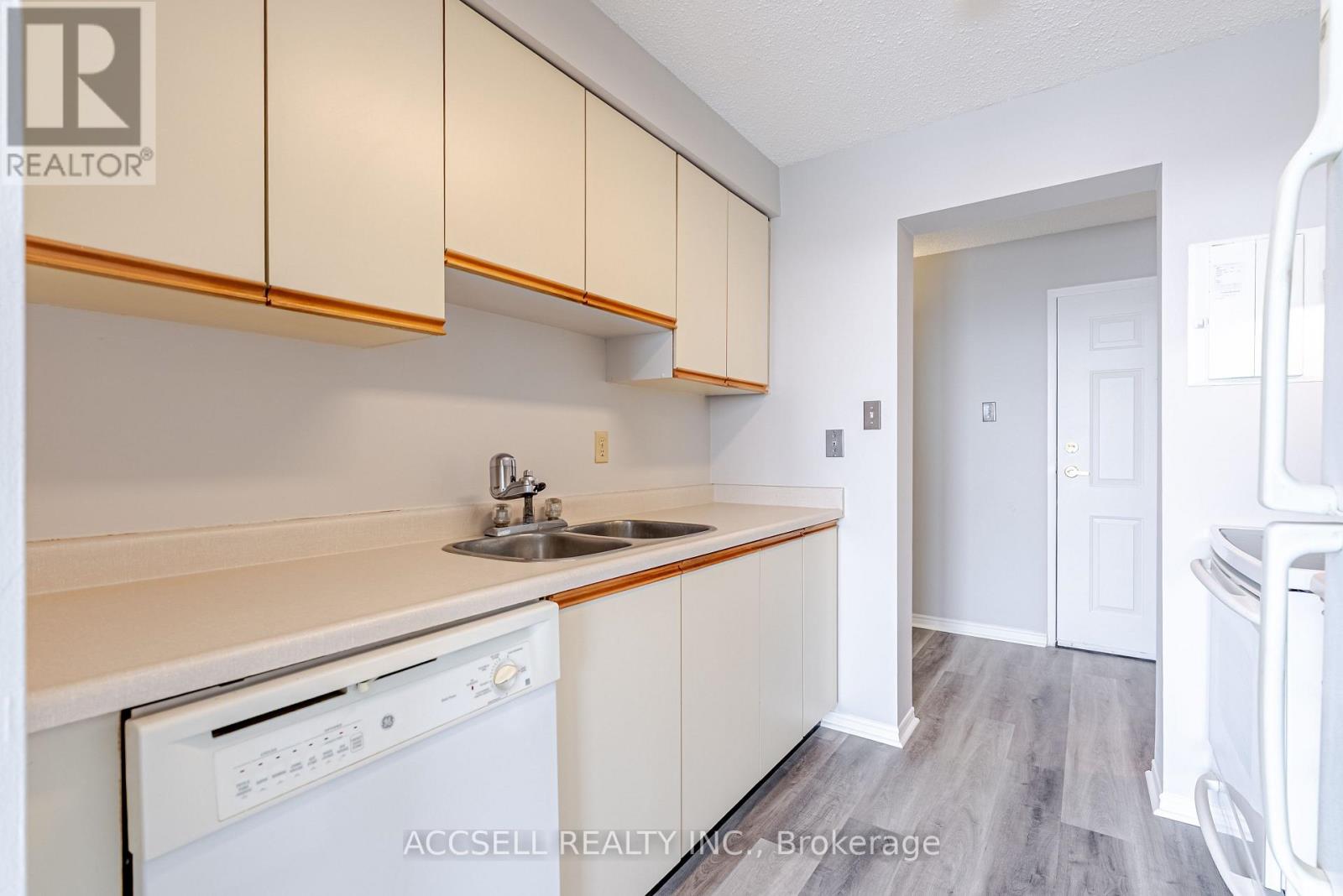 #1505 363 COLBORNE STREET - 11