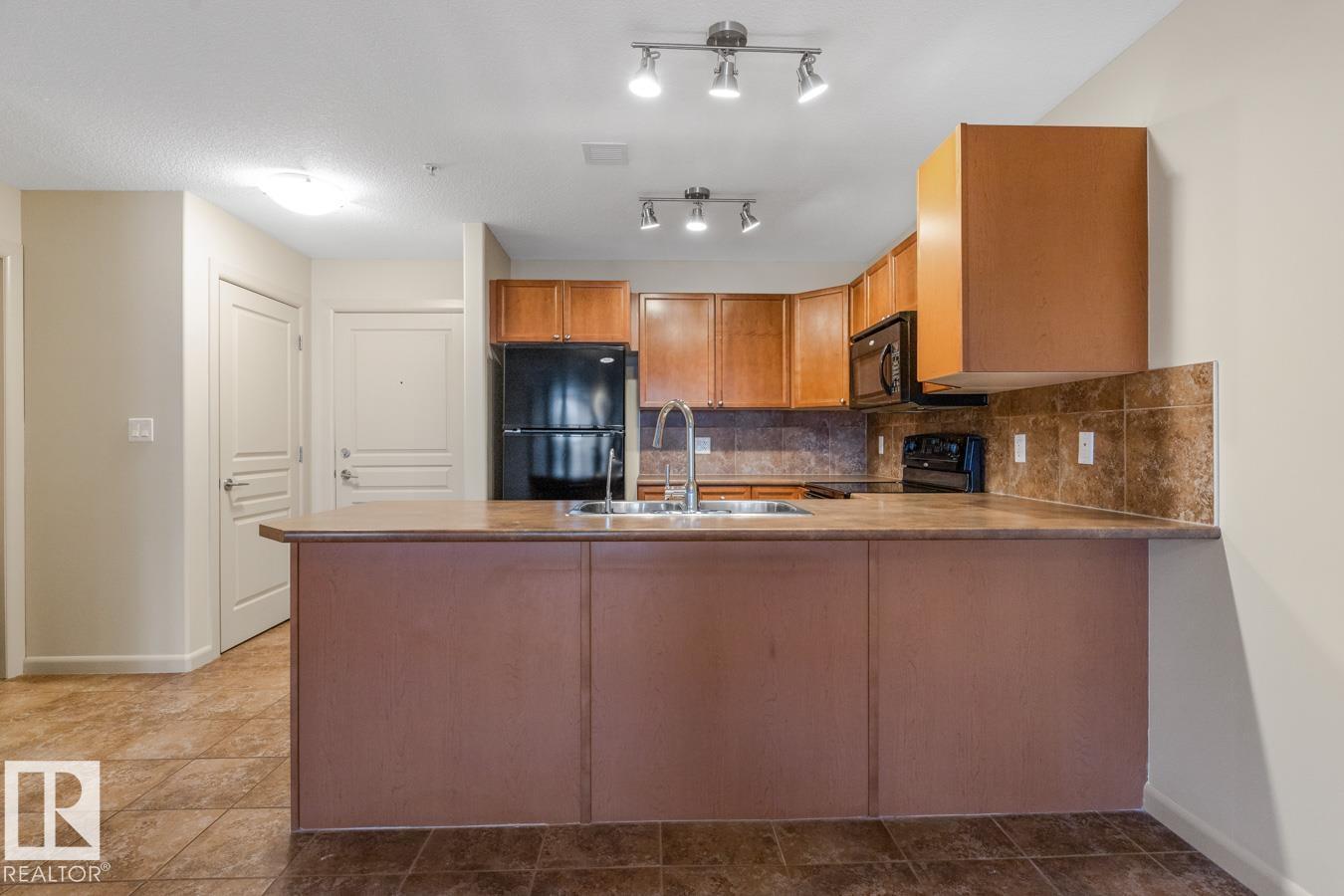 #228 400 PALISADES WY, Sherwood Park