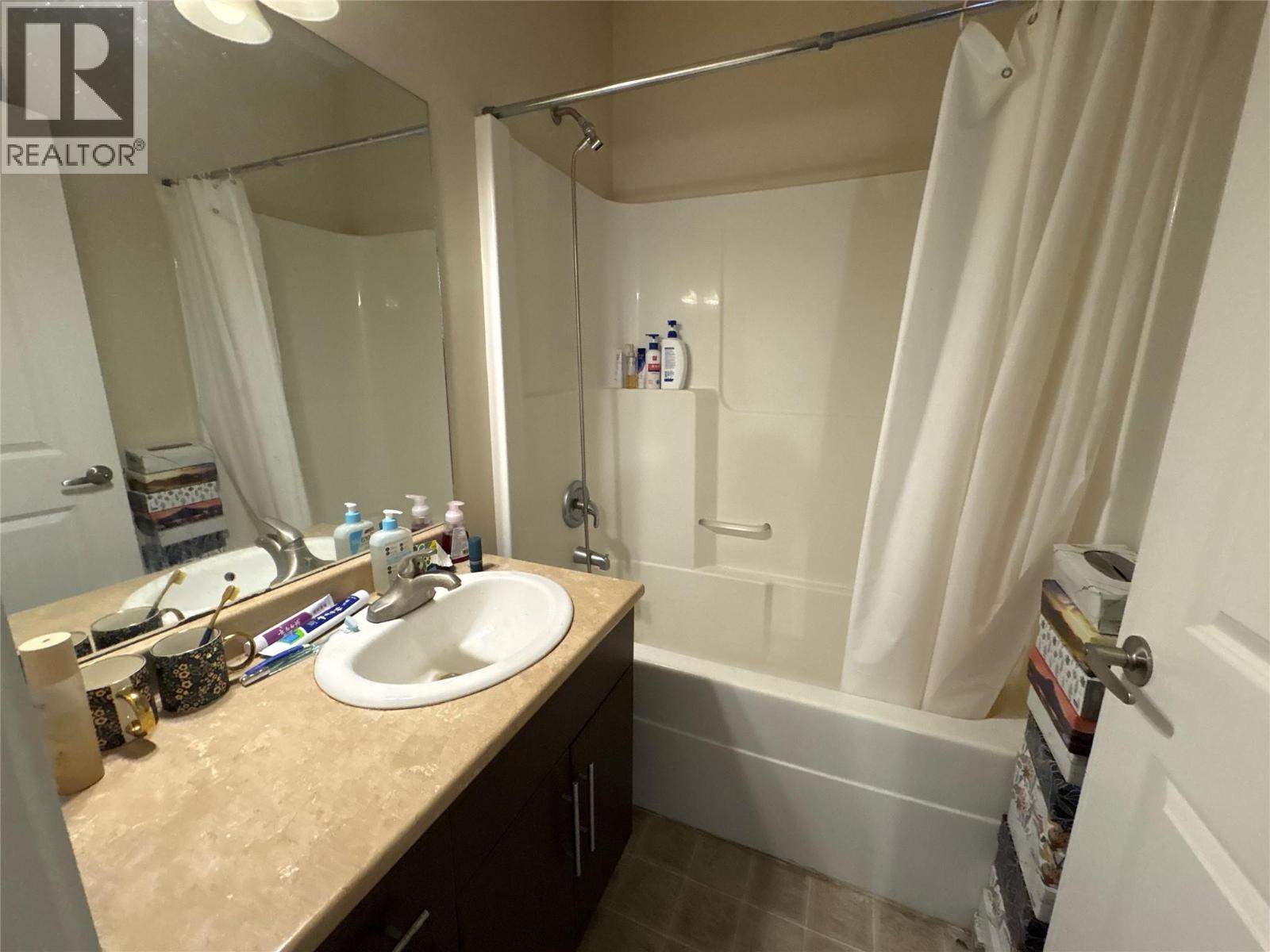  337 Arab Road, Kelowna