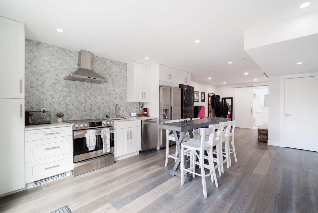 829 STEVENS STREET, White Rock