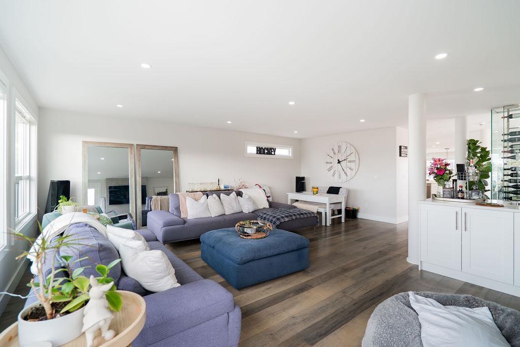 829 STEVENS STREET, White Rock