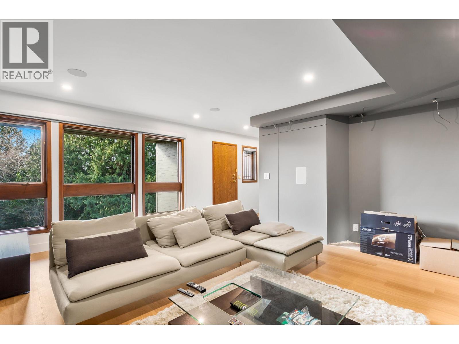 7353 YEW STREET, Vancouver