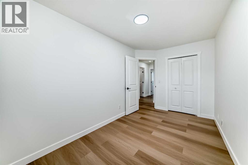 Single Family House for Sale in  Falworth Way NE Falconridge Calgary 