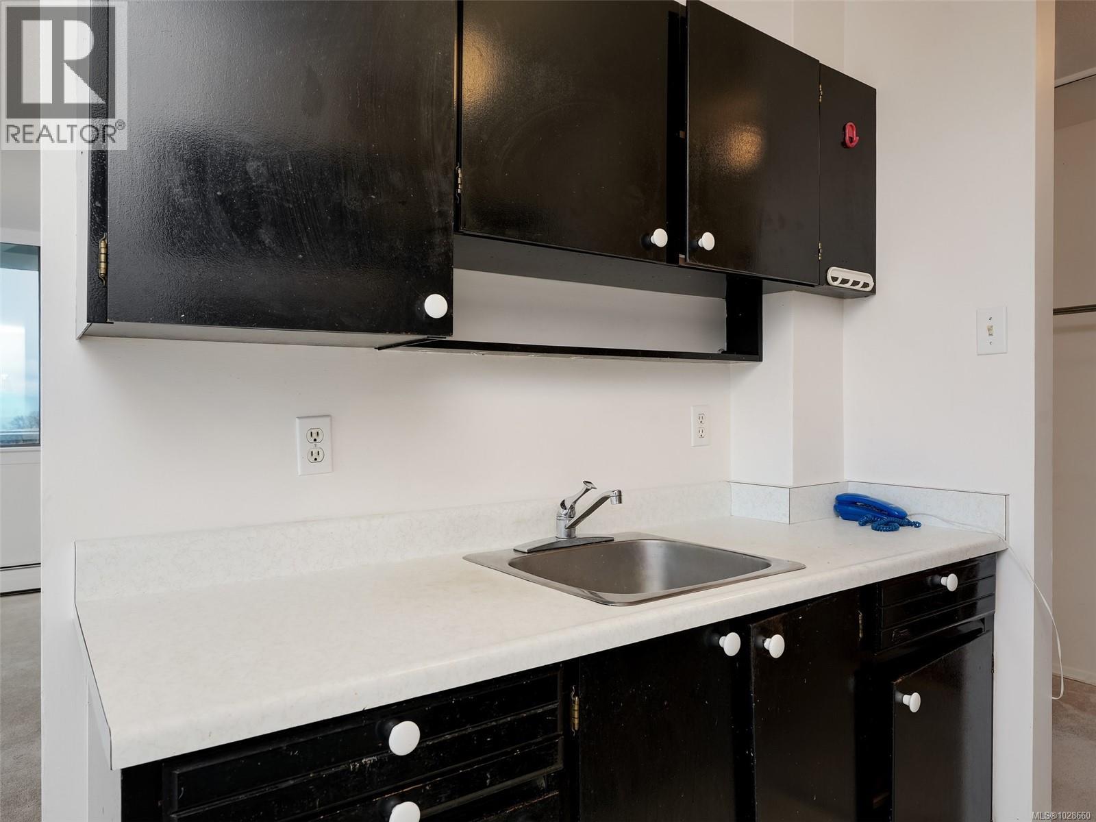 2006 647 Michigan St, Victoria