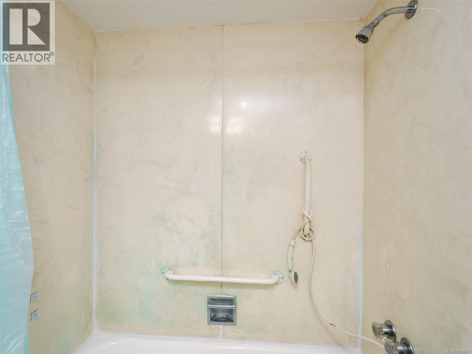 2006 647 Michigan St, Victoria