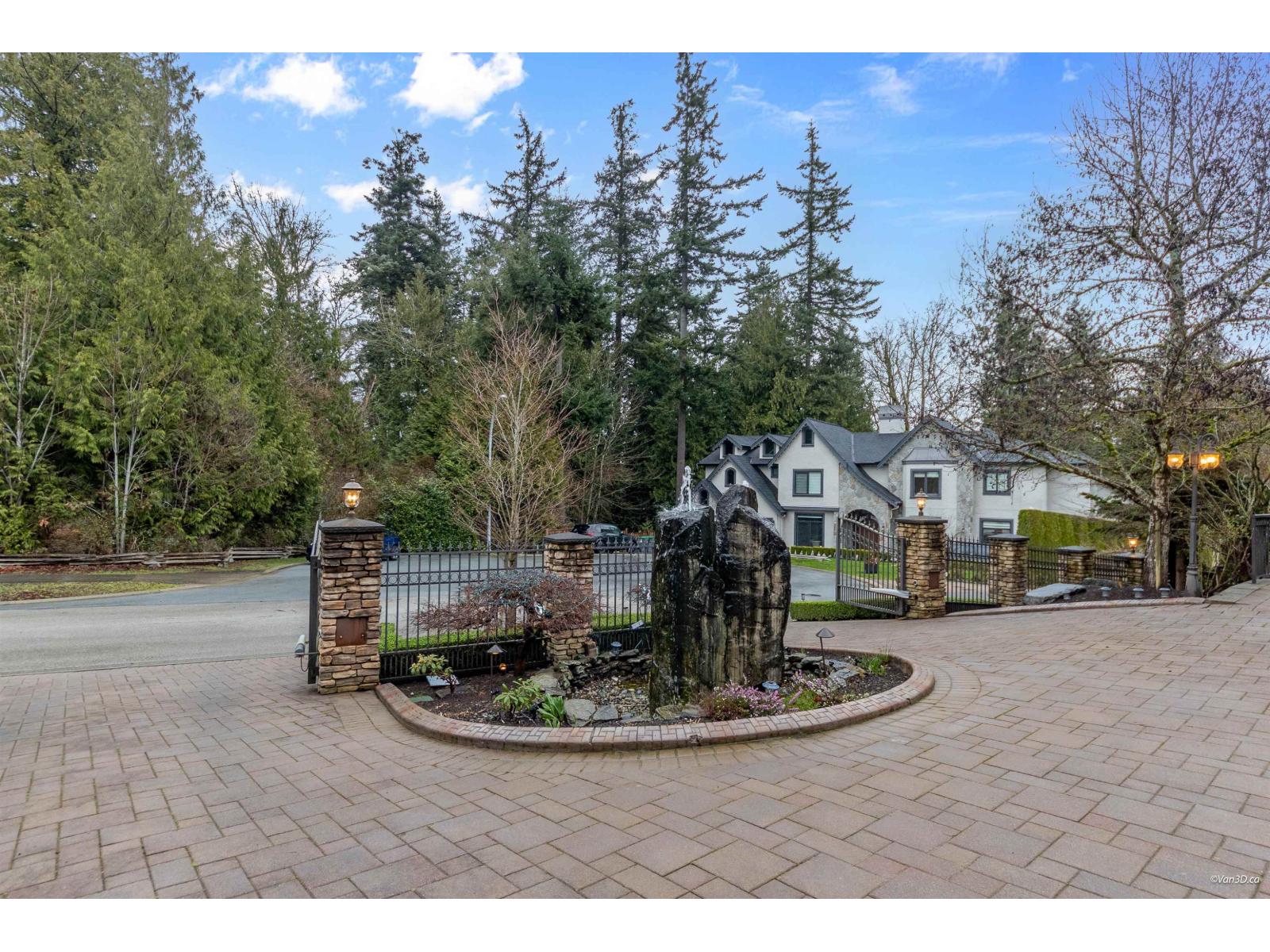 14526 32B AVENUE, Surrey