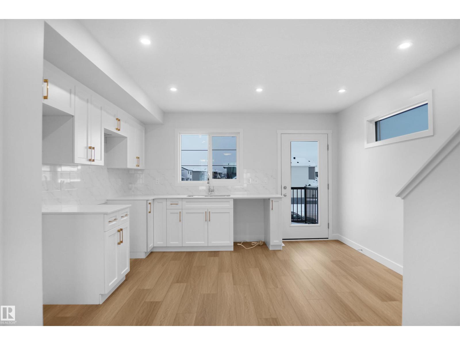 
          5143 RIVER'S EDGE WY NW
            <br/>
            <span>Edmonton</span>
            , 
            <span>AB</span>
             <span>T6M3B6</span>
        