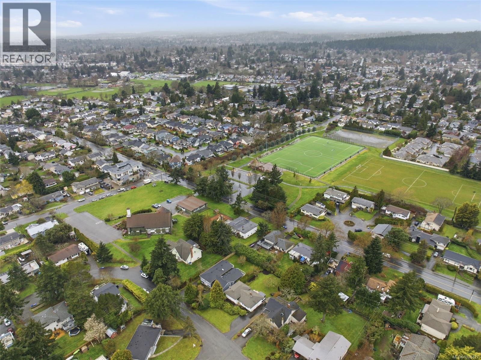 1787 PENSHURST RD - 6