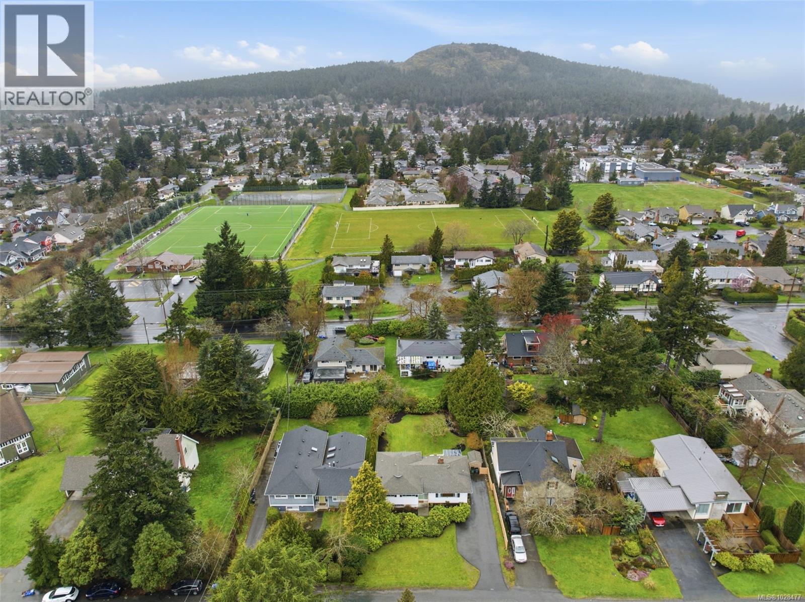 1787 PENSHURST RD - 7