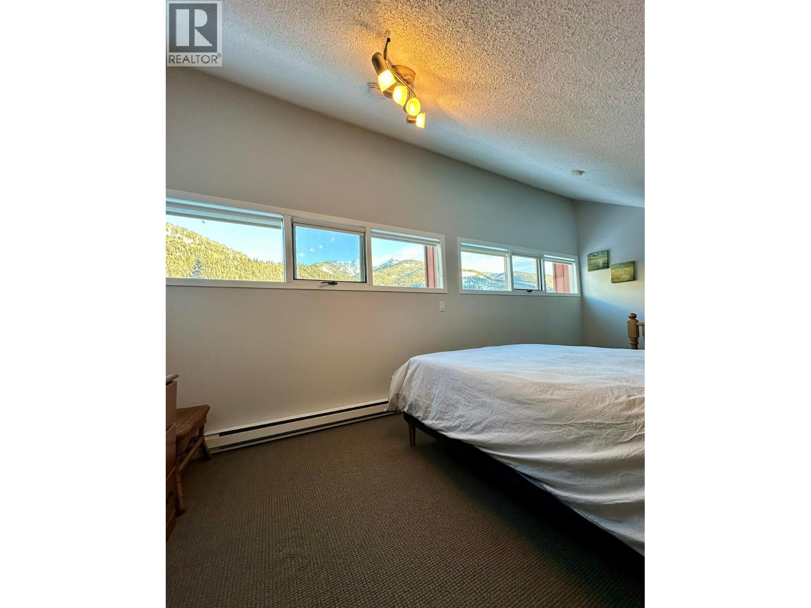 #317 2030 PANORAMA DRIVE - 27