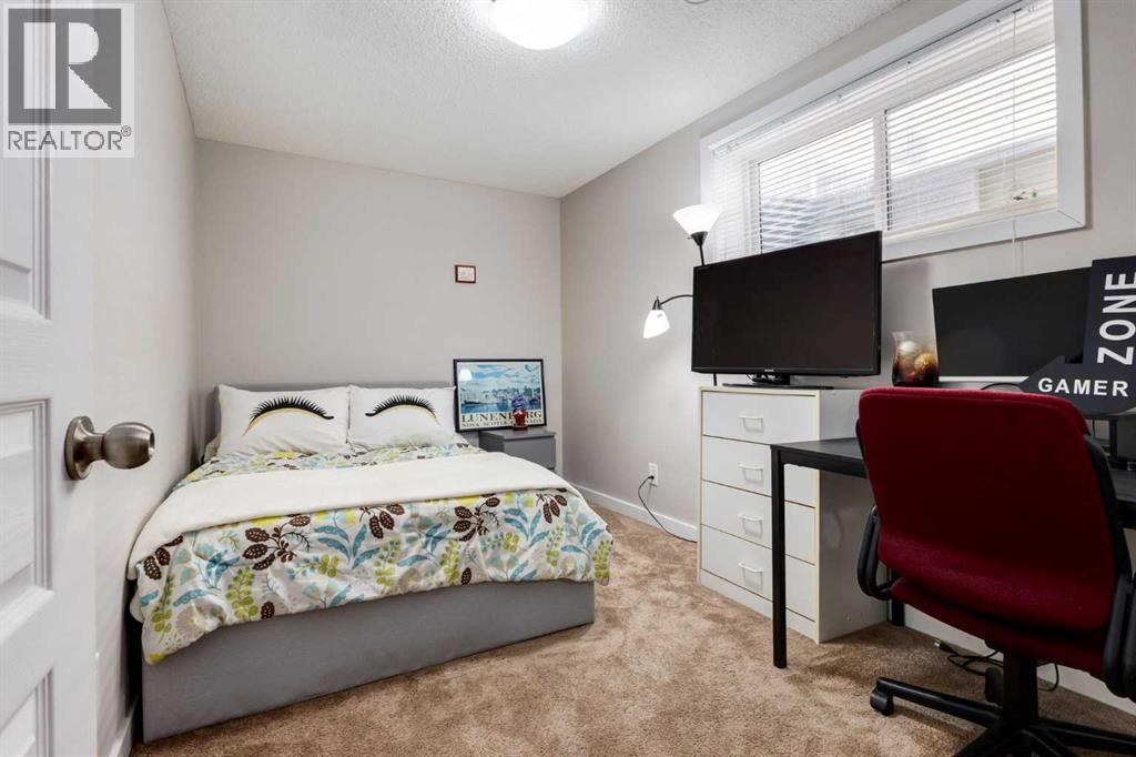 Single Family House for Sale in  Tuscany Vista Point NW Tuscany Calgary 