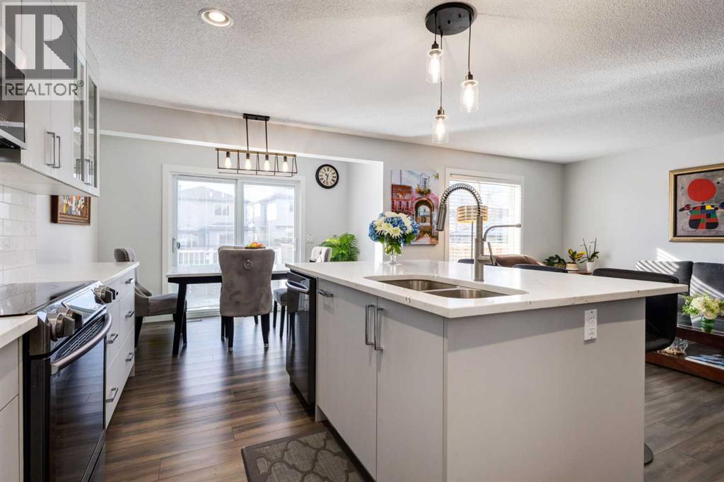 Single Family House for Sale in  Tuscany Vista Point NW Tuscany Calgary 