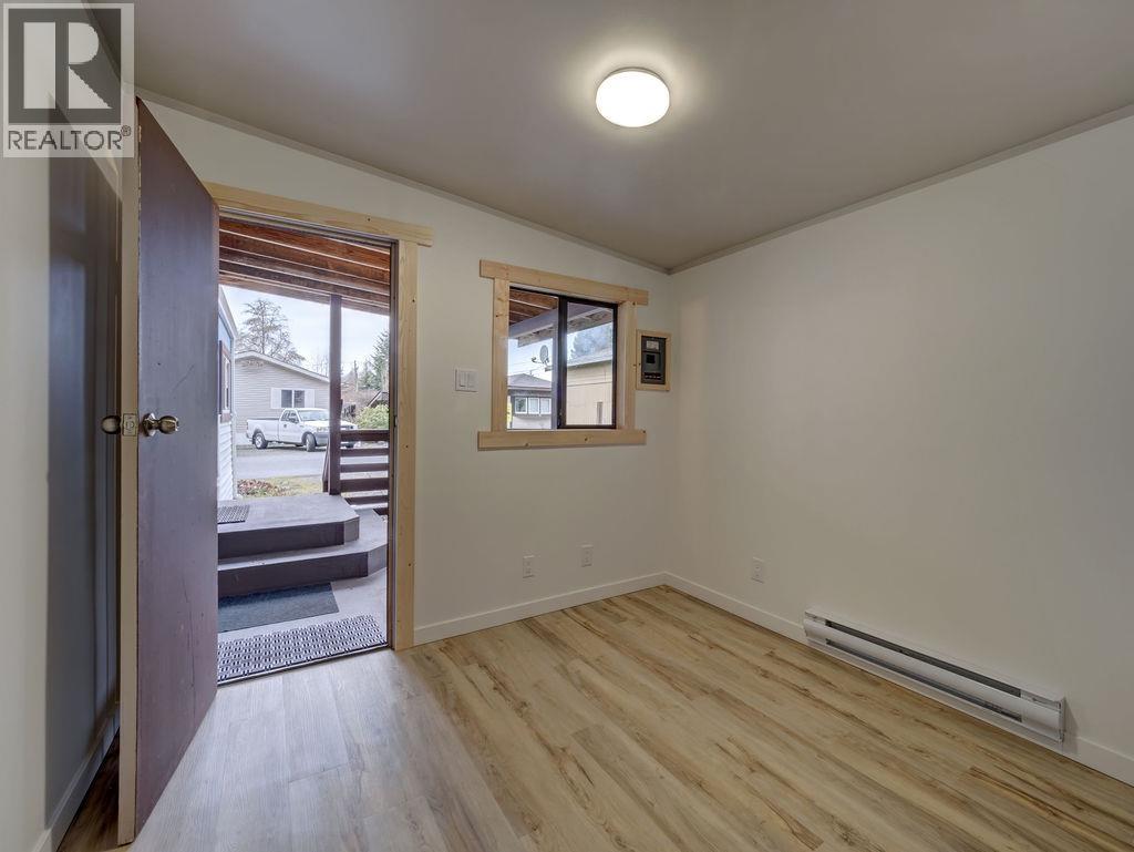 28 1413 SUNSHINE COAST HIGHWAY, Gibsons