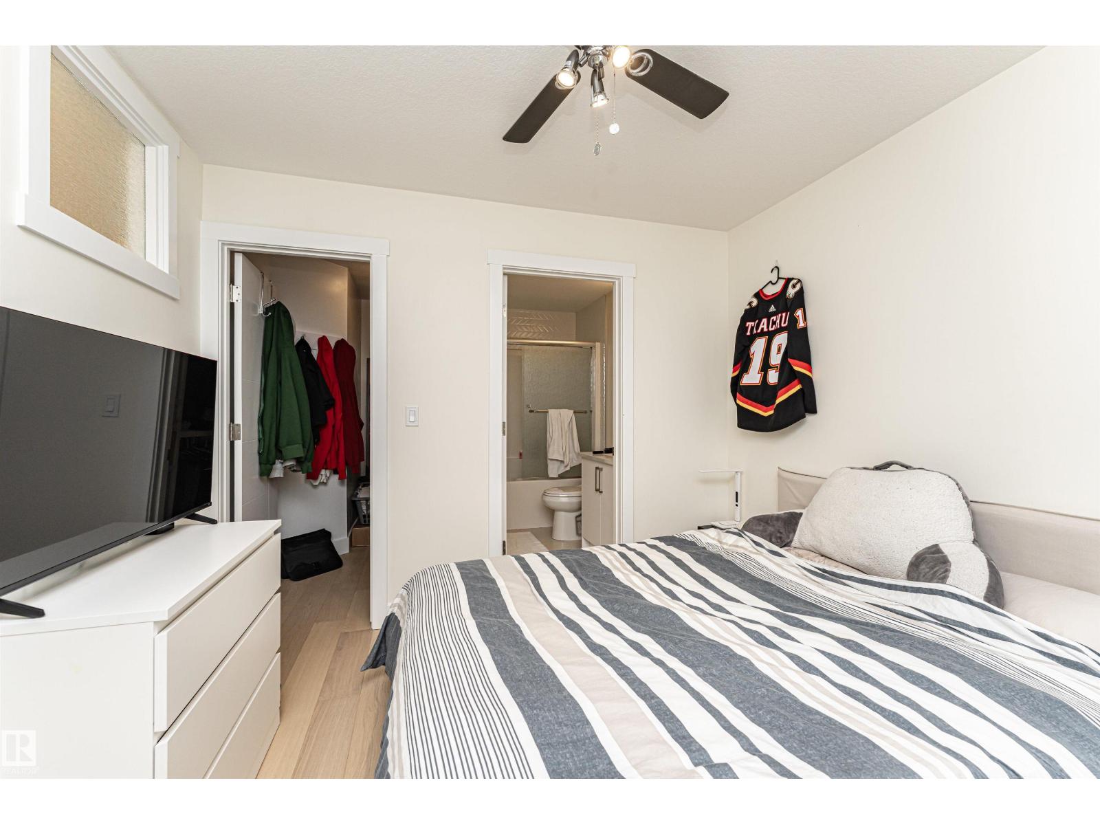 #2 11569 UNIVERSITY AV NW, Edmonton