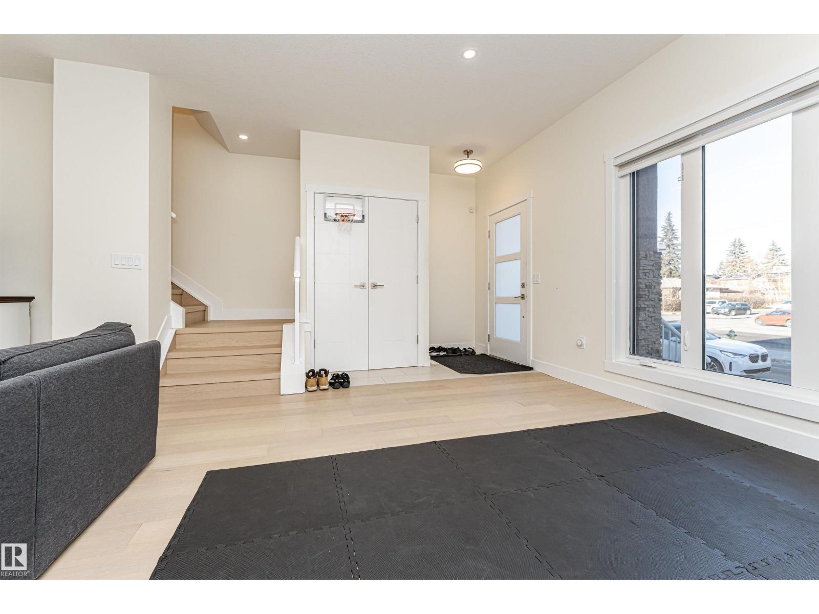 #2 11569 UNIVERSITY AV NW, Edmonton