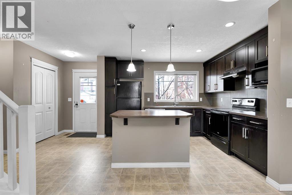 Single Family House for Sale in  Chaparral Valley Drive SE Chaparral Calgary 