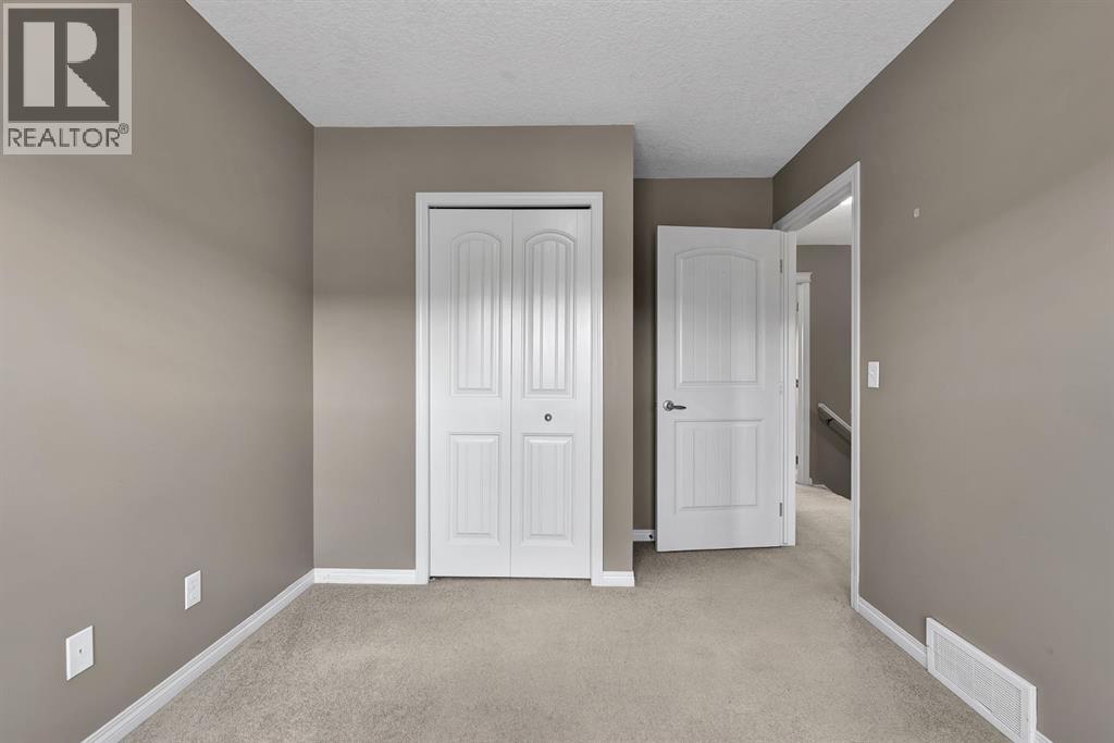 Single Family House for Sale in  Chaparral Valley Drive SE Chaparral Calgary 