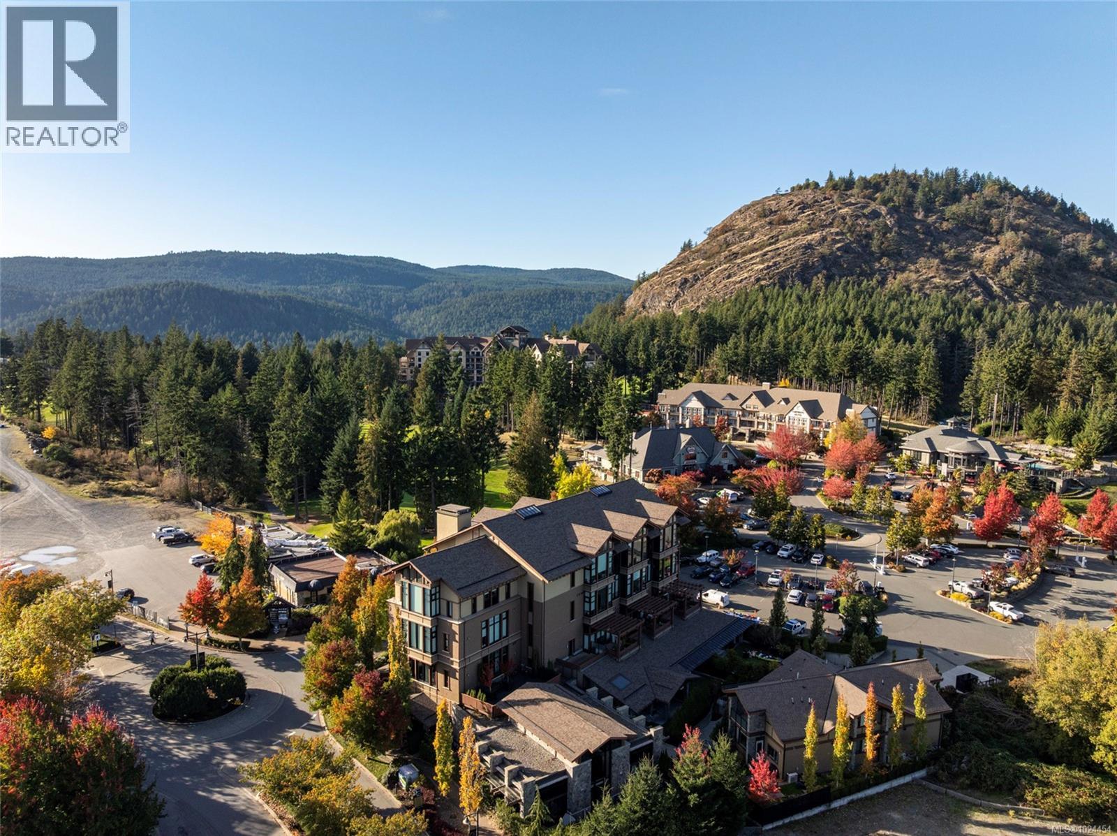 108 2049 Country Club Way, Langford