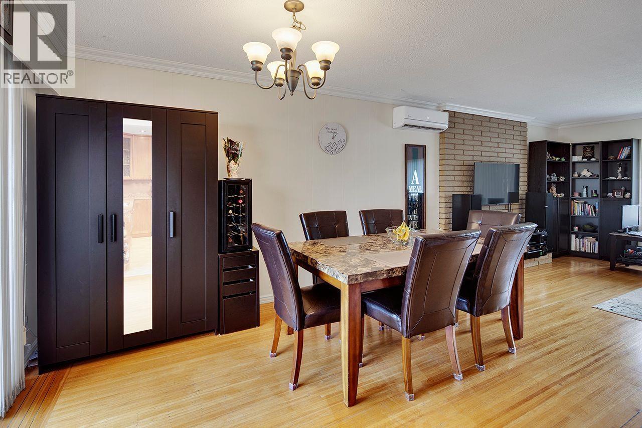 3436 WELLINGTON STREET, Port Coquitlam