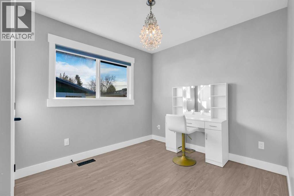 Single Family House Bungalow for Sale in   Street SE Southview Calgary 