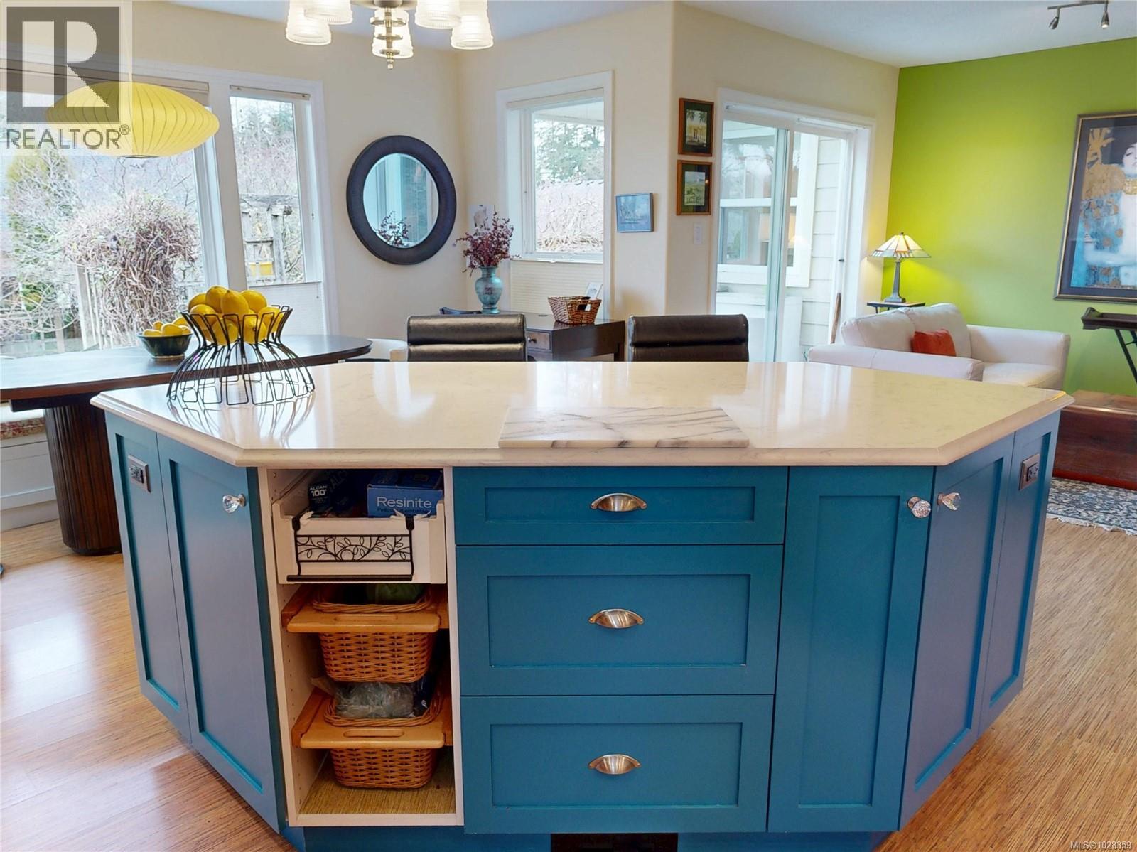  1607 Marshalls Place, Sooke