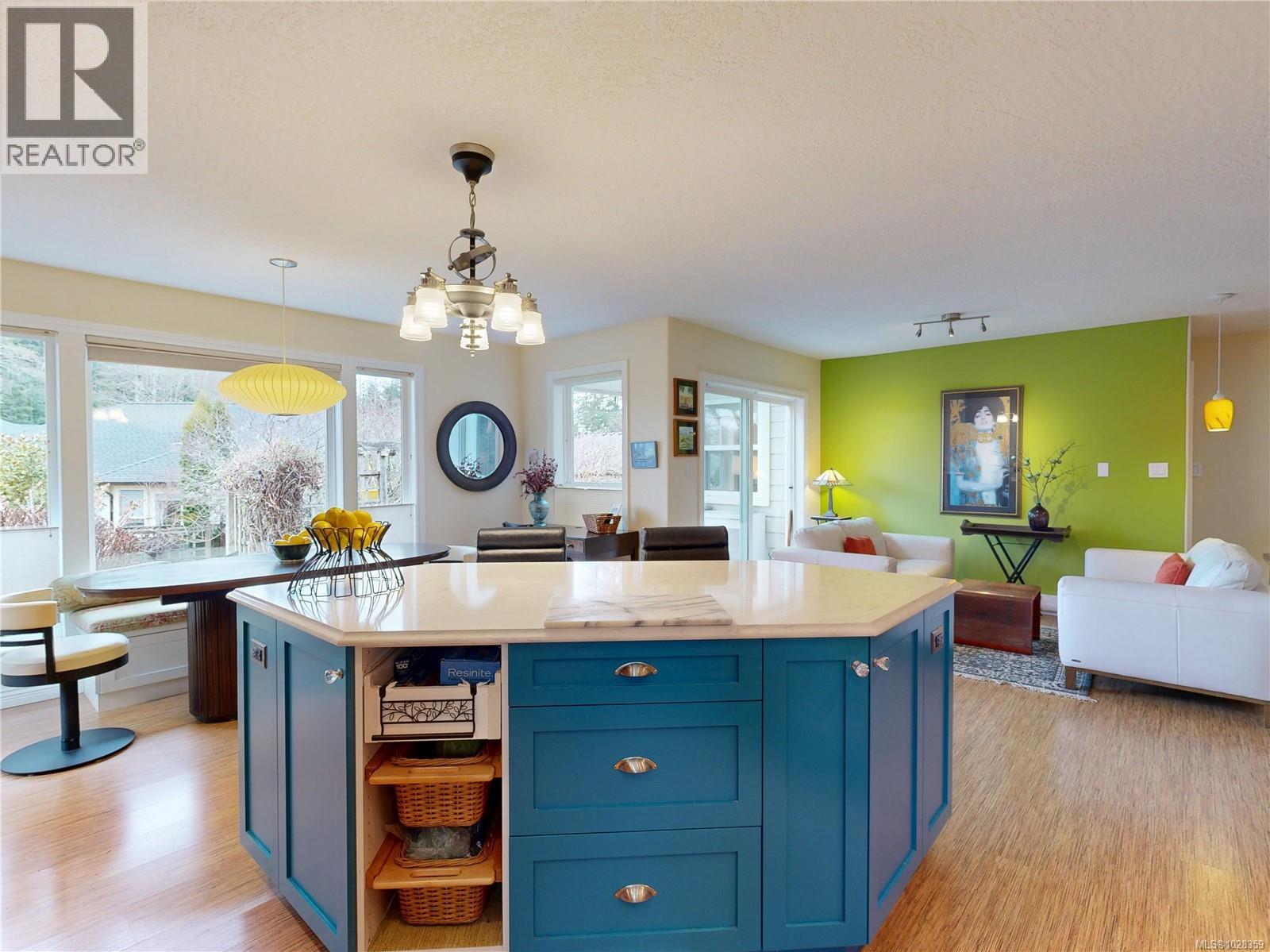  1607 Marshalls Place, Sooke