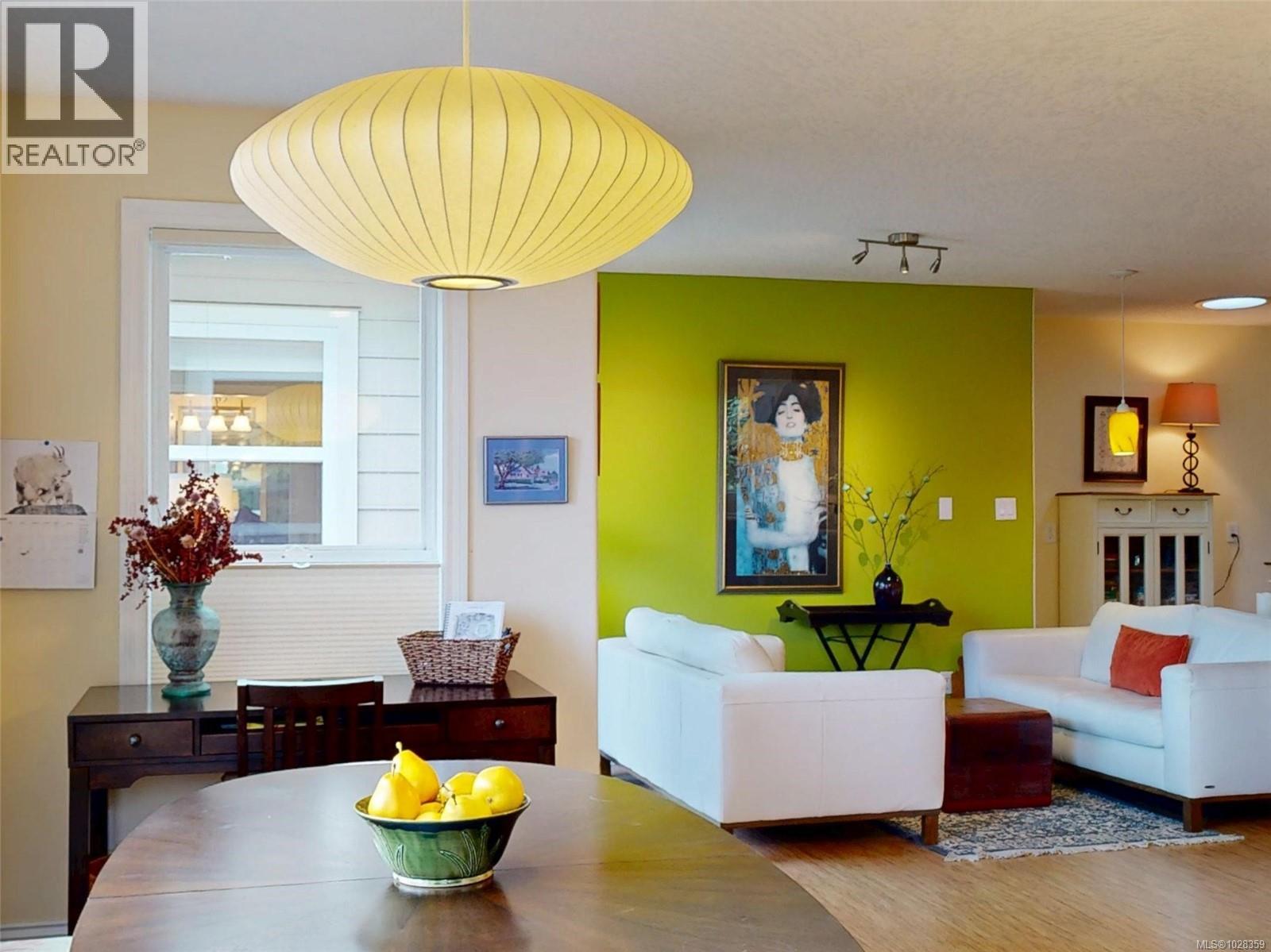  1607 Marshalls Place, Sooke