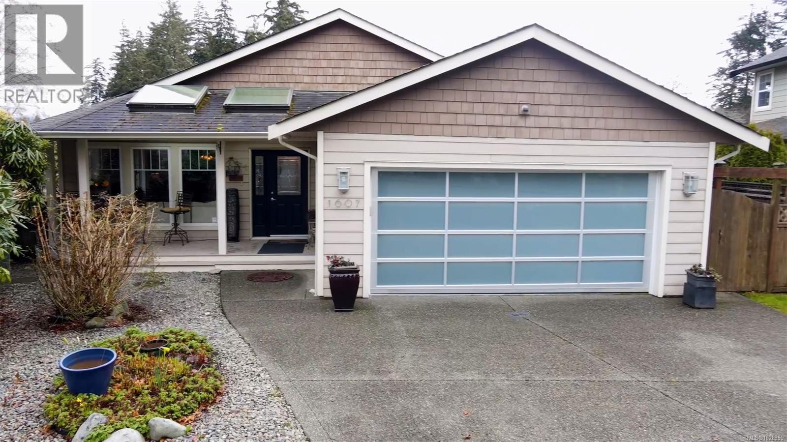  1607 Marshalls Place, Sooke