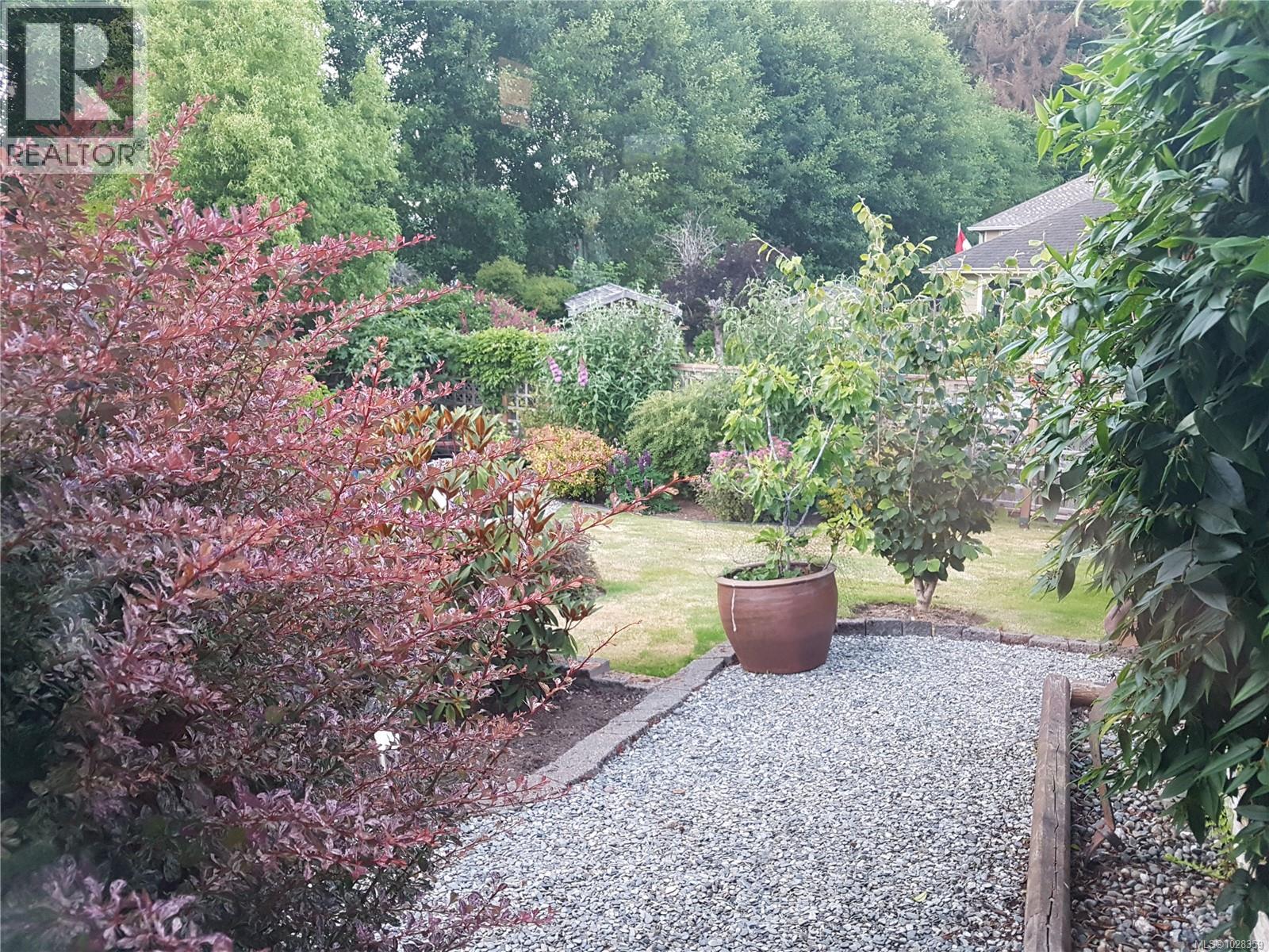  1607 Marshalls Place, Sooke