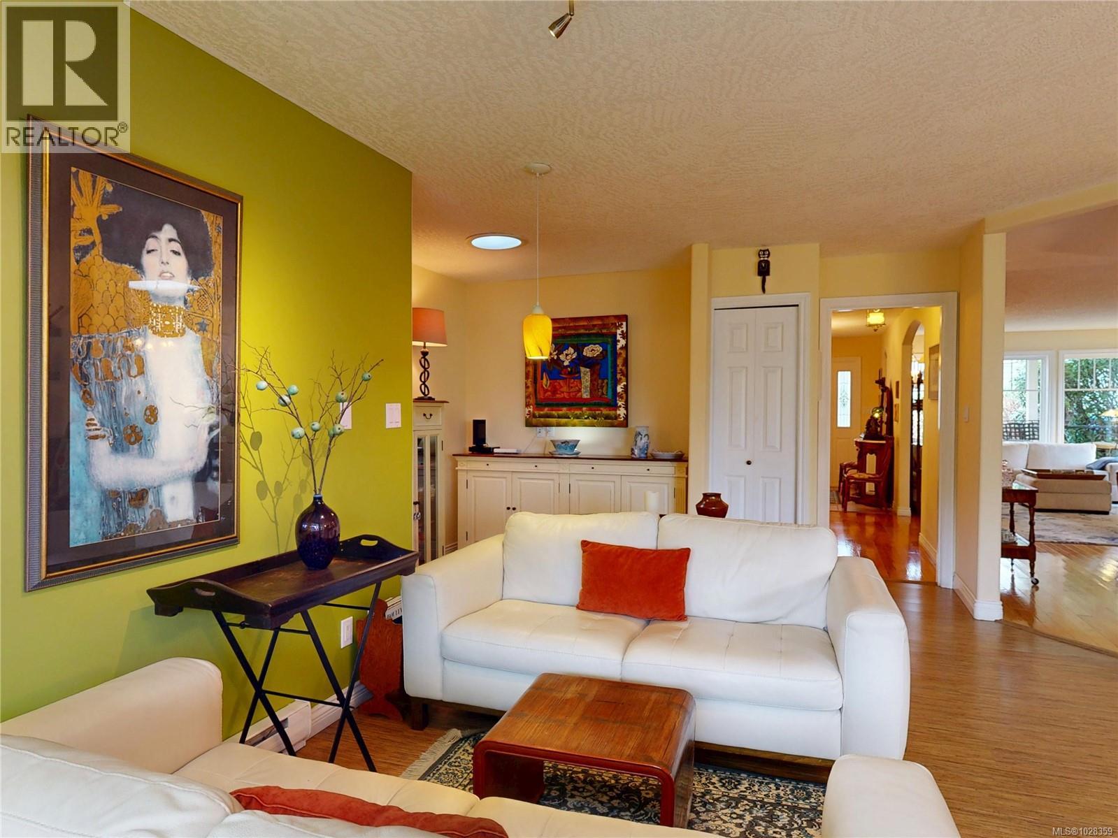  1607 Marshalls Place, Sooke