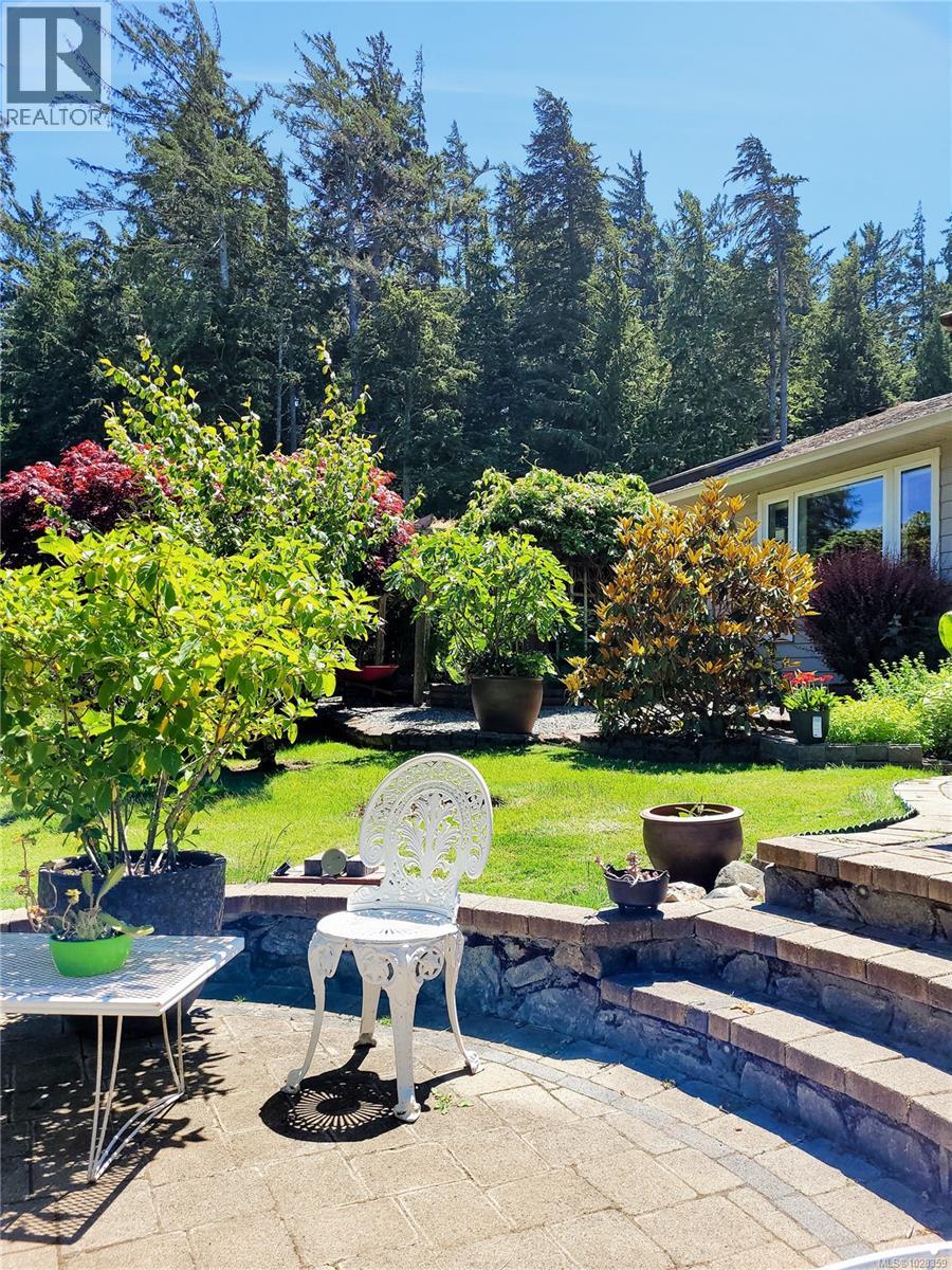  1607 Marshalls Place, Sooke