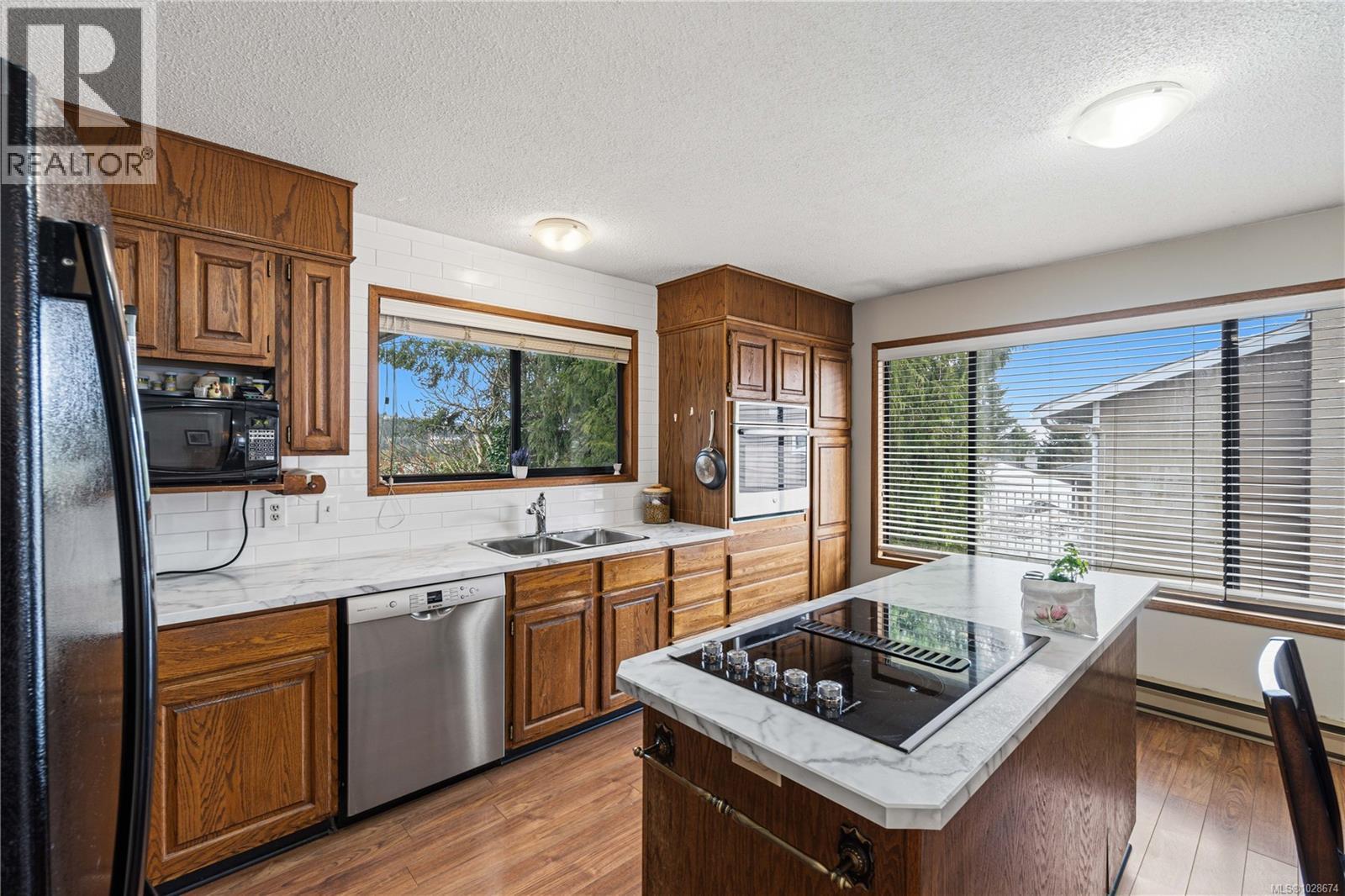 2739 NEYLAND RD - 33