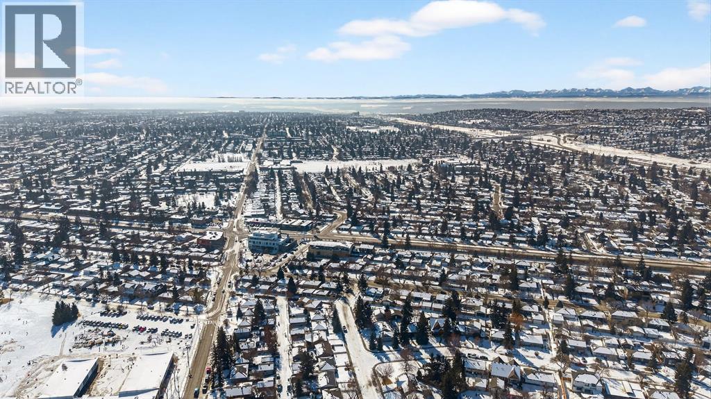 Single Family House Bungalow for Sale in  Windermere Road SW Wildwood Calgary 