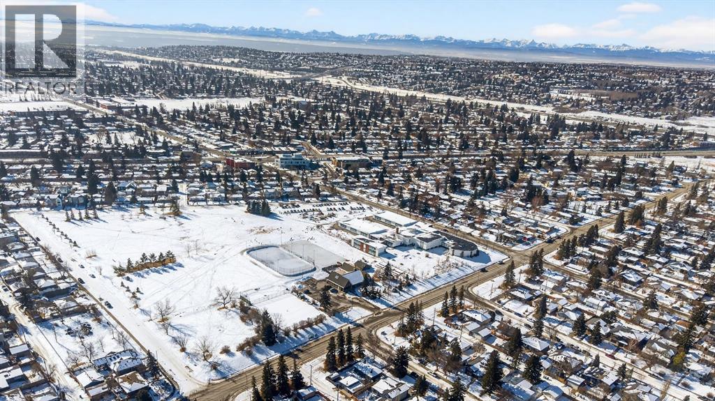 Single Family House Bungalow for Sale in  Windermere Road SW Wildwood Calgary 