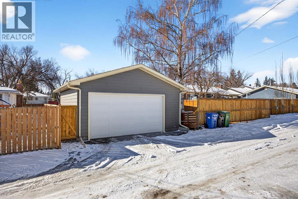 Single Family House Bungalow for Sale in  Windermere Road SW Wildwood Calgary 