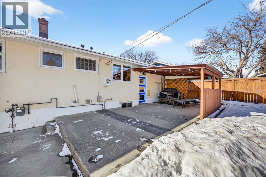 Single Family House Bungalow for Sale in  Windermere Road SW Wildwood Calgary 