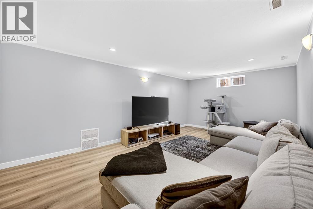 Single Family House Bungalow for Sale in  Windermere Road SW Wildwood Calgary 