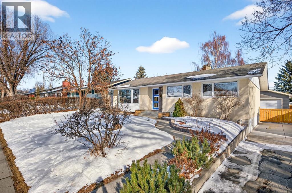 Single Family House Bungalow for Sale in  Windermere Road SW Wildwood Calgary 