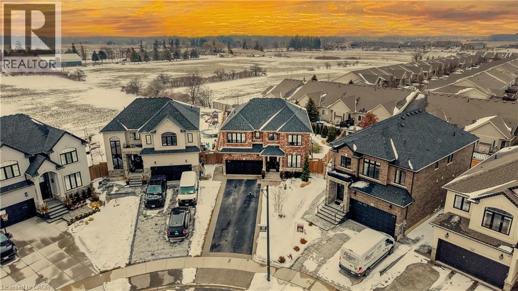 24 FESTIVAL Way, Binbrook, Ontario