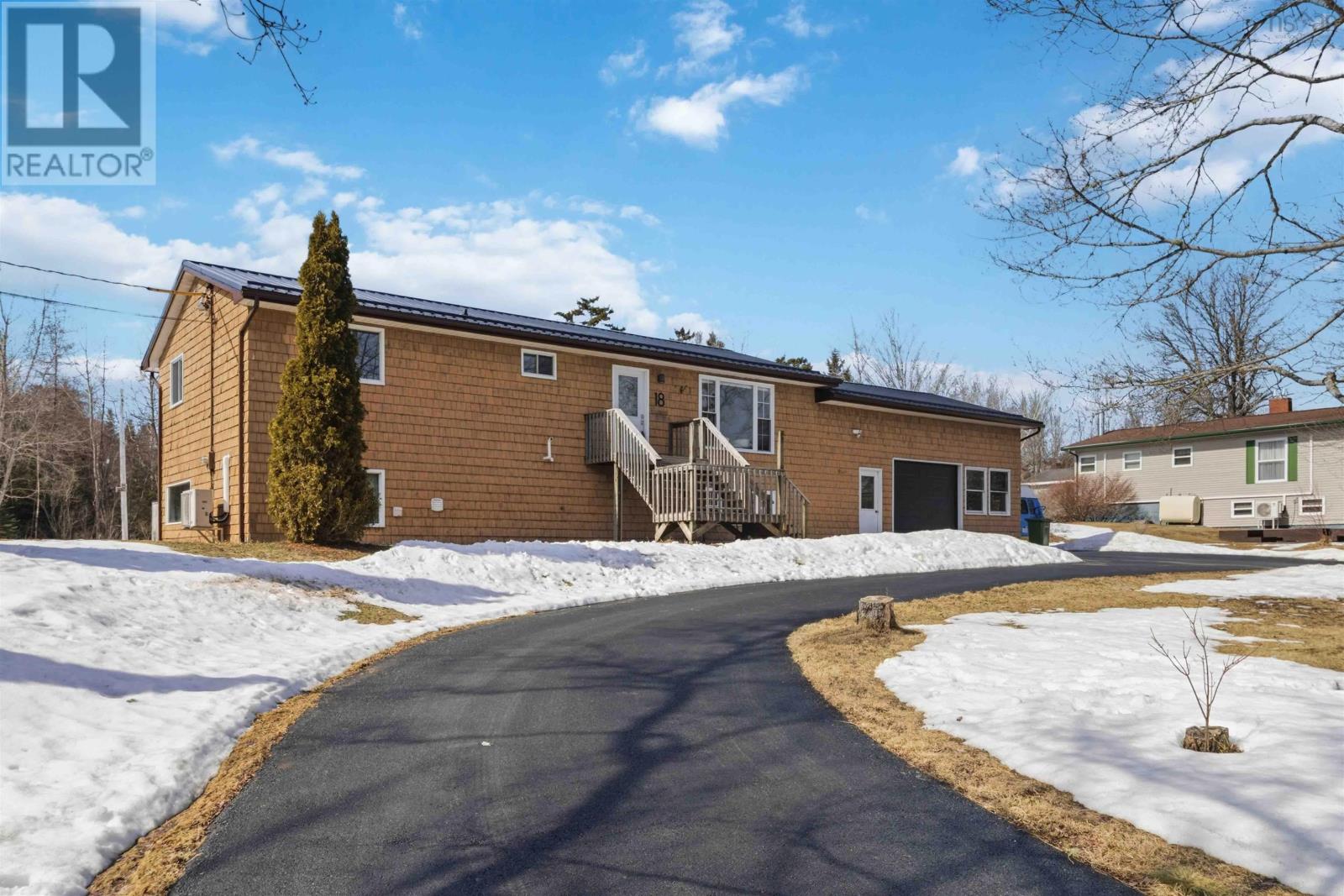 Property 2 of 45 of 18 Charleswood Drive