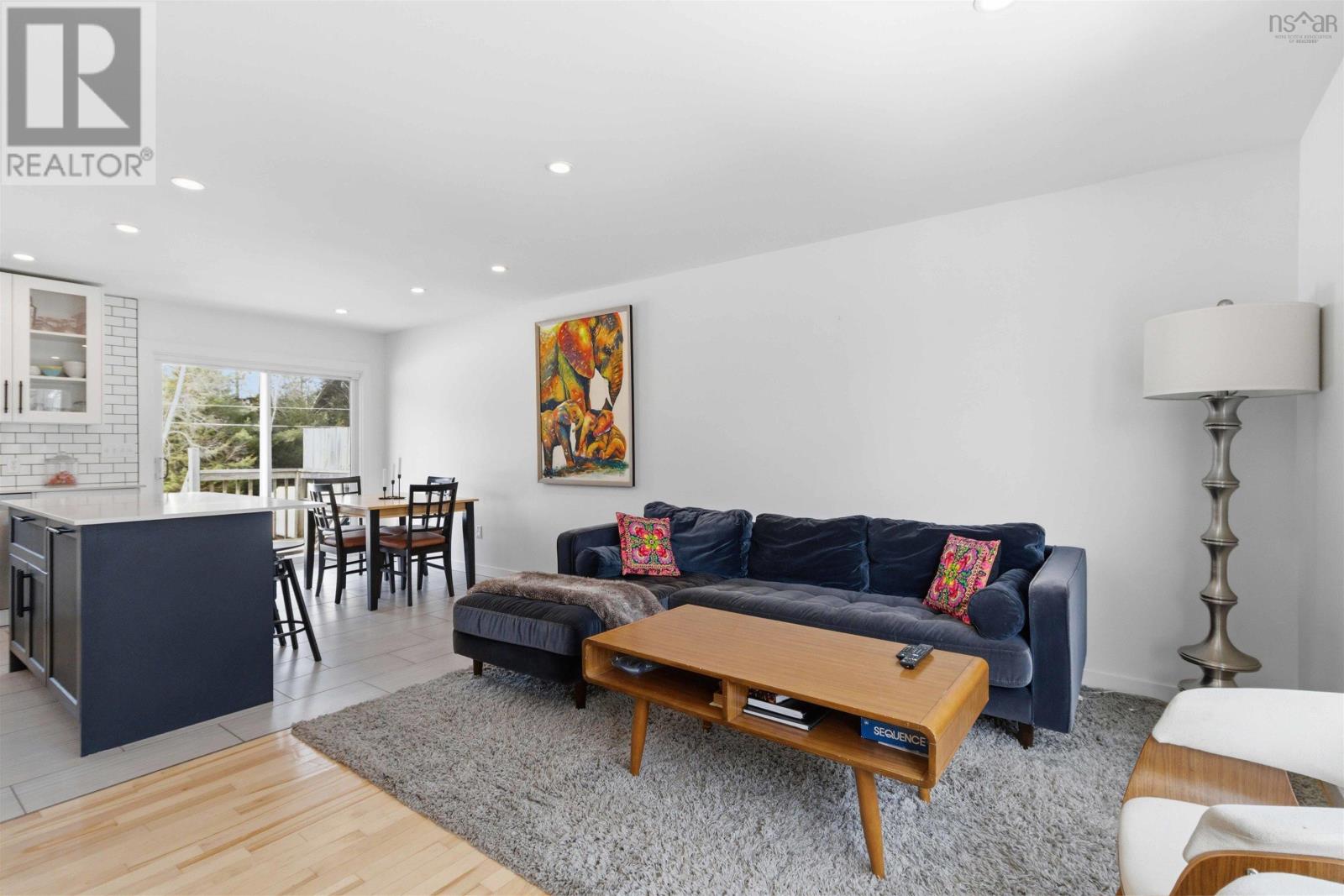 Property 7 of 45 of 18 Charleswood Drive